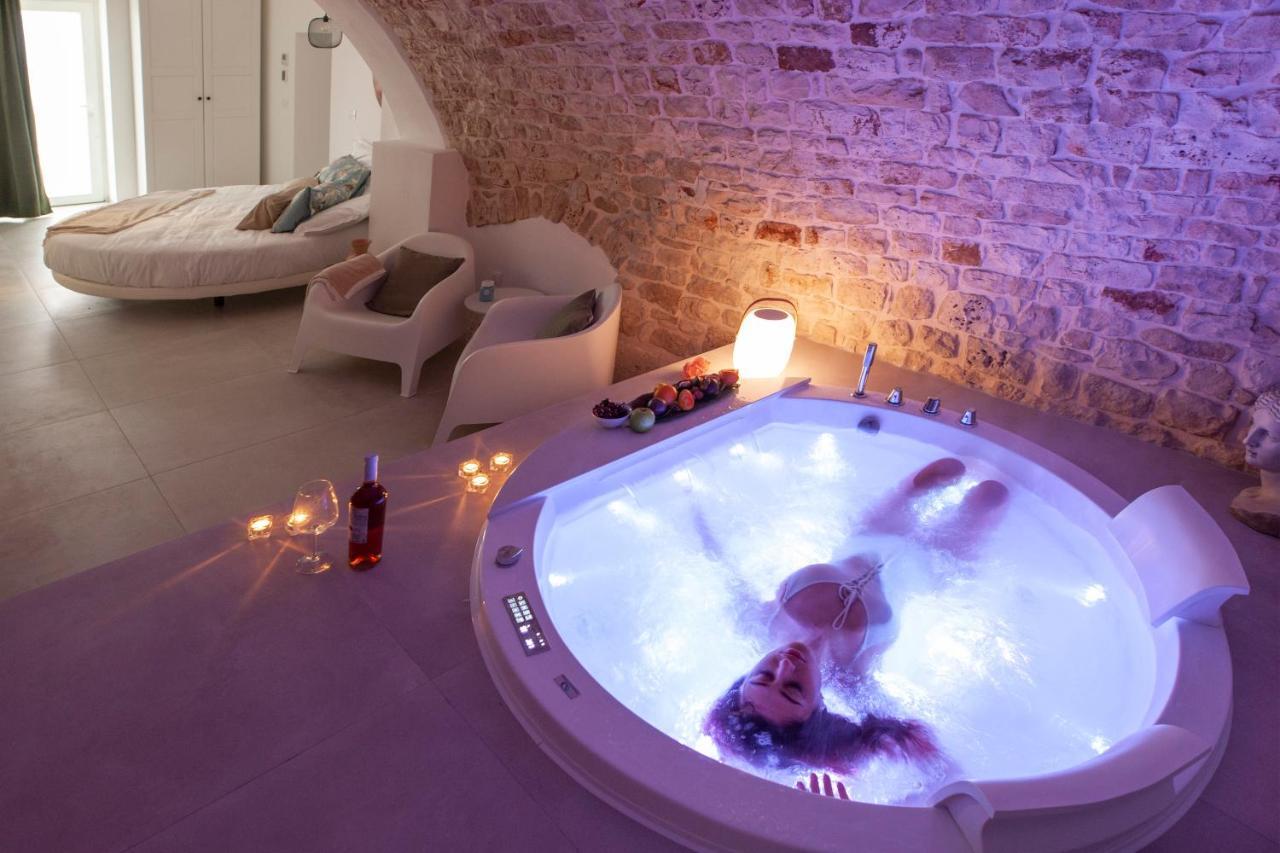 Je T'Aime Luxury Suite And Relax Conversano Bagian luar foto
